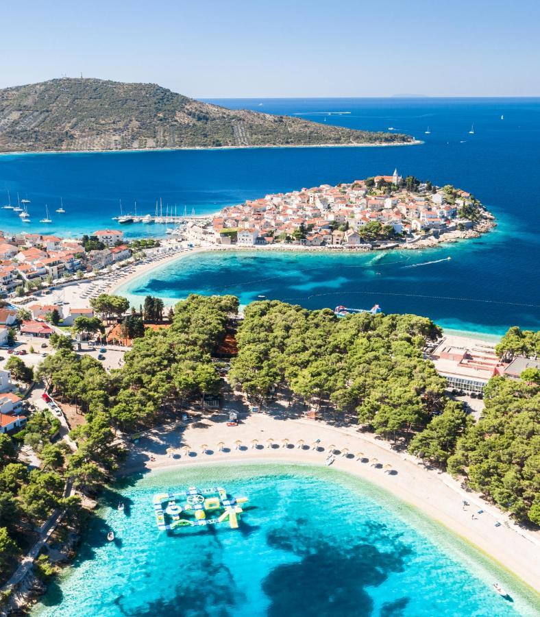 Hotel Zora Pavilions Primošten Buitenkant foto