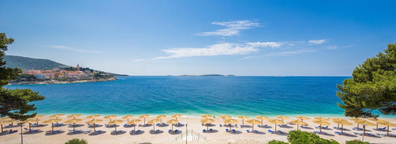 Hotel Zora Pavilions Primošten Buitenkant foto